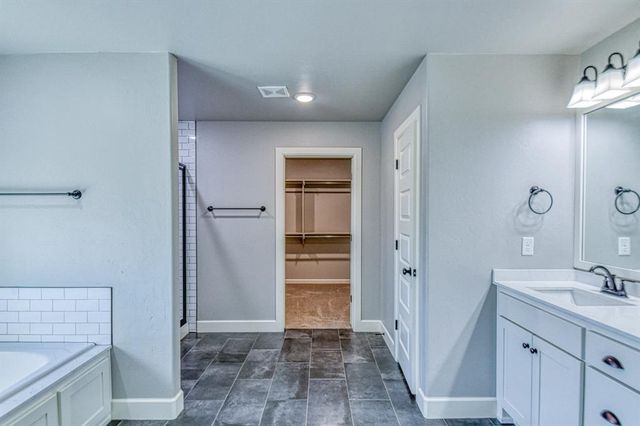 18726 Marbella Lane, Harrah, OK 73045