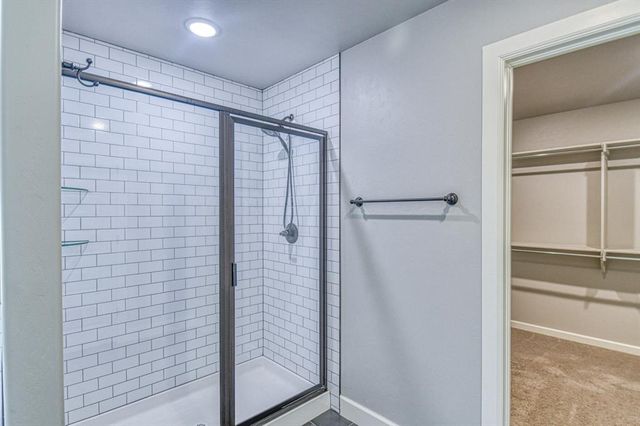 18726 Marbella Lane, Harrah, OK 73045