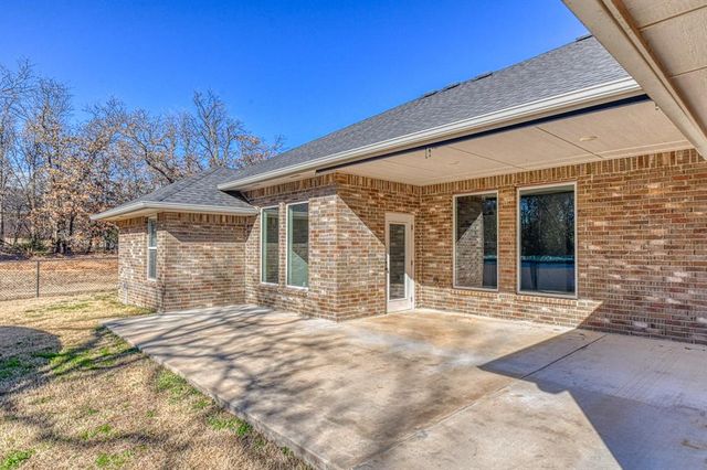 18726 Marbella Lane, Harrah, OK 73045
