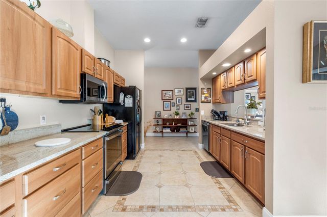 4229 BARRET AVENUE, Plant City, FL 33566