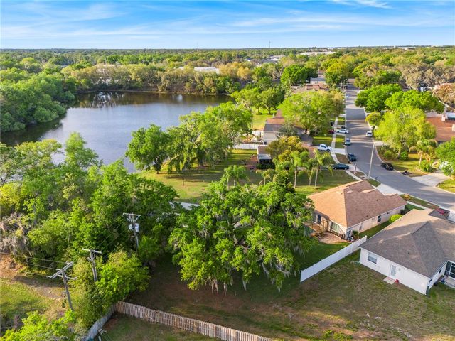 4229 BARRET AVENUE, Plant City, FL 33566