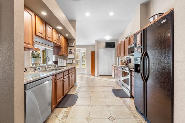 4229 BARRET AVENUE, Plant City, FL 33566