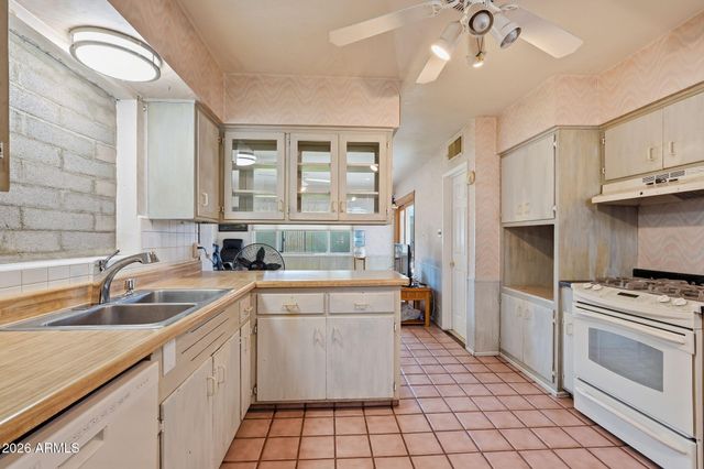 6801 E PALM Lane, Scottsdale, AZ 85257