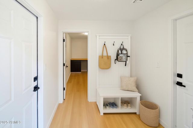 3401 E ALTADENA Avenue, Phoenix, AZ 85028