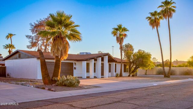 3401 E ALTADENA Avenue, Phoenix, AZ 85028