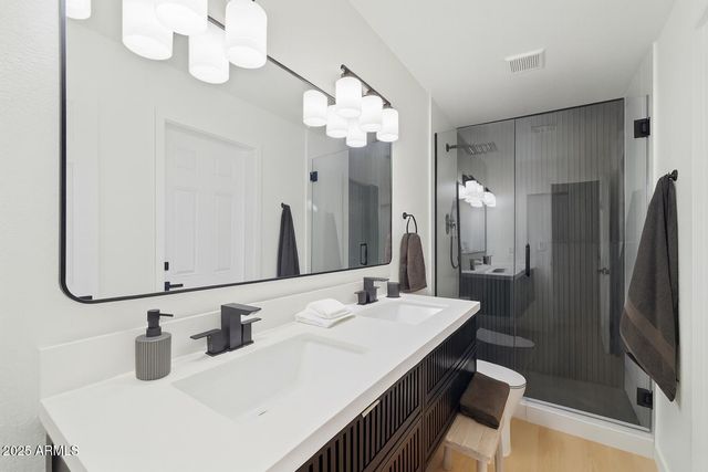 3401 E ALTADENA Avenue, Phoenix, AZ 85028