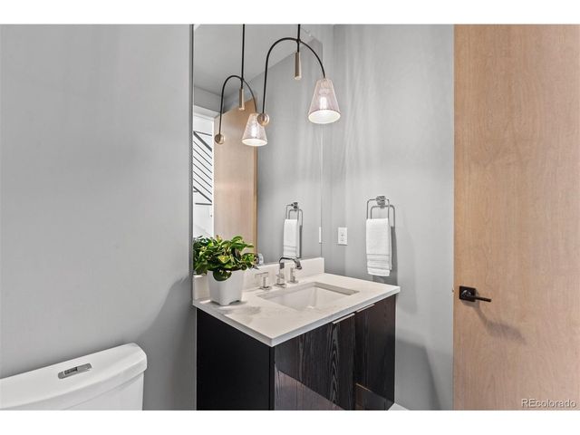 3083 S Cherry Way, Denver, CO 80222