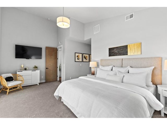 3083 S Cherry Way, Denver, CO 80222