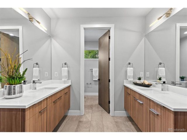 3083 S Cherry Way, Denver, CO 80222