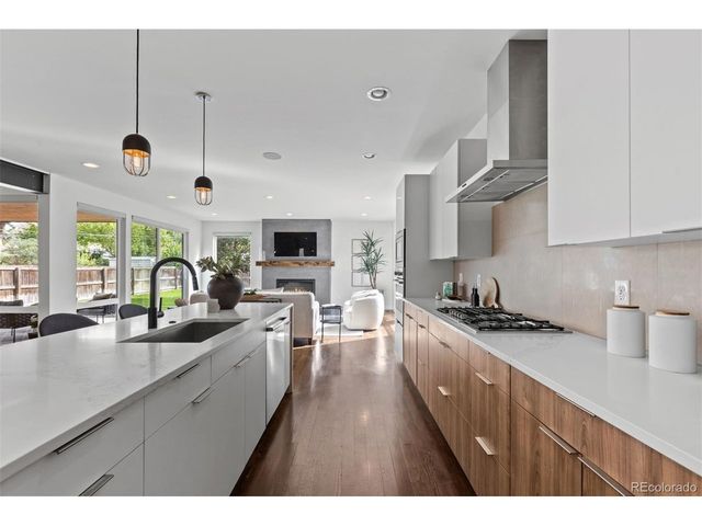 3083 S Cherry Way, Denver, CO 80222