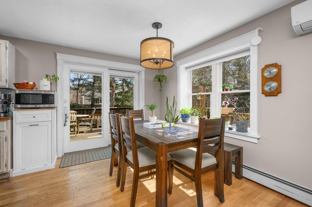 172 Skunknet Road, Centerville, MA 02632