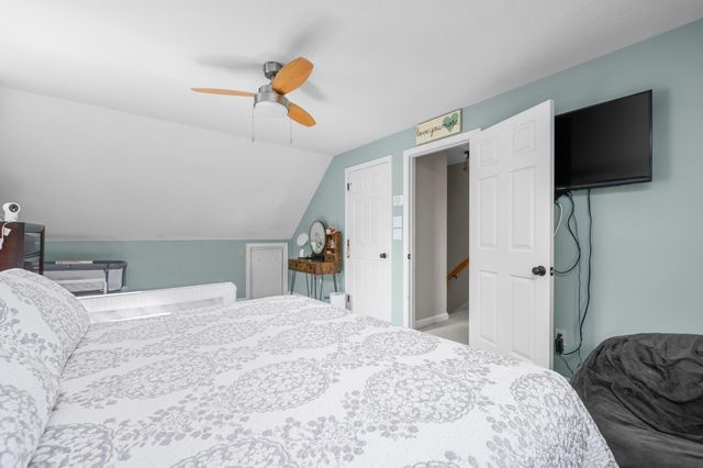 172 Skunknet Road, Centerville, MA 02632