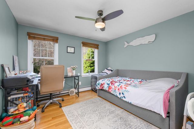 172 Skunknet Road, Centerville, MA 02632