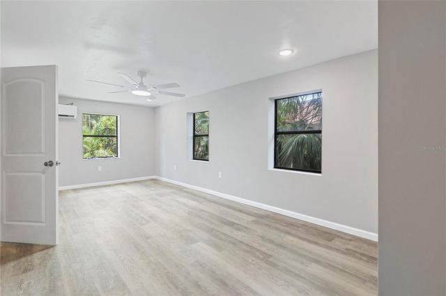 23094 CENTRAL AVENUE, Port Charlotte, FL 33980