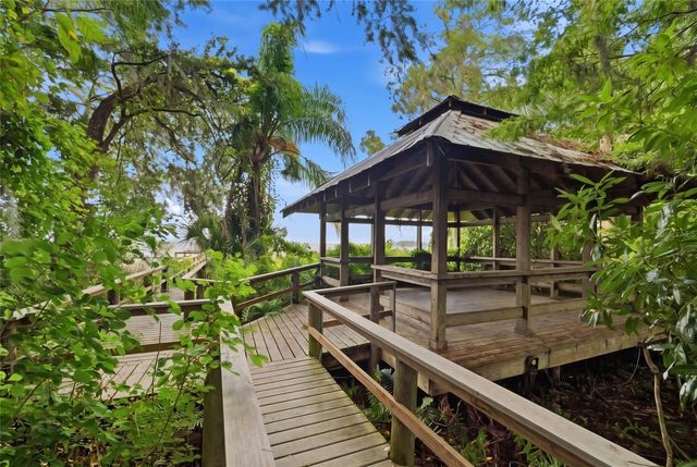 520 AUSTIN DRIVE, Tarpon Springs, FL 34688