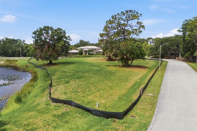 520 AUSTIN DRIVE, Tarpon Springs, FL 34688