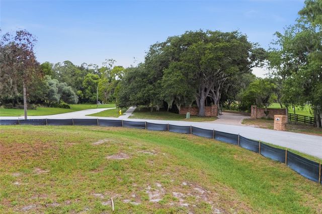 520 AUSTIN DRIVE, Tarpon Springs, FL 34688