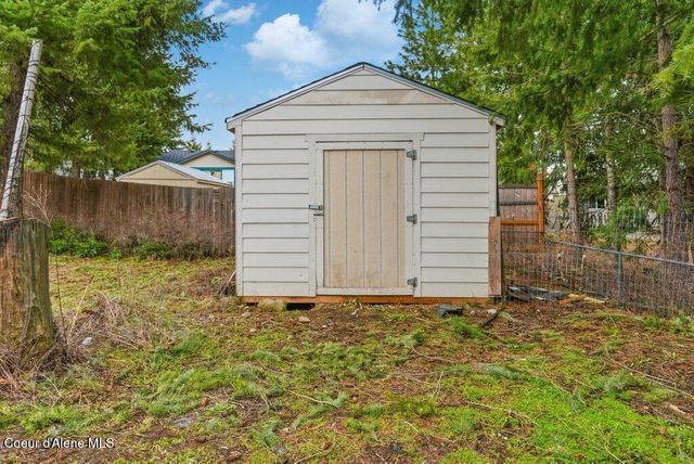 31720 N Barbara Ave, Spirit Lake, ID 83869