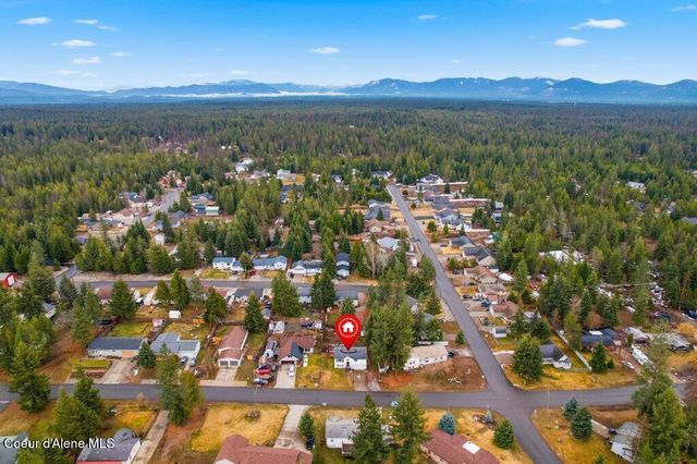 31720 N Barbara Ave, Spirit Lake, ID 83869