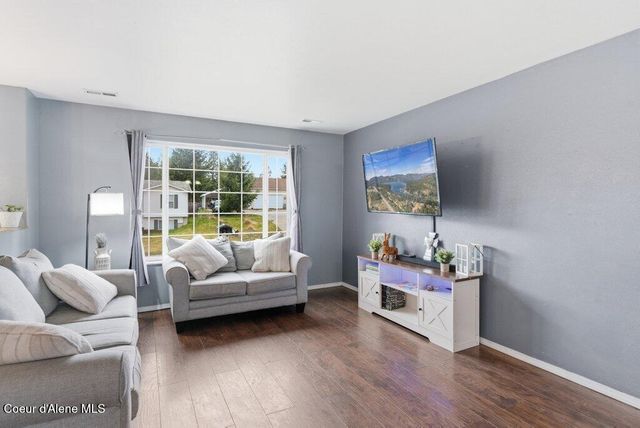 31720 N Barbara Ave, Spirit Lake, ID 83869