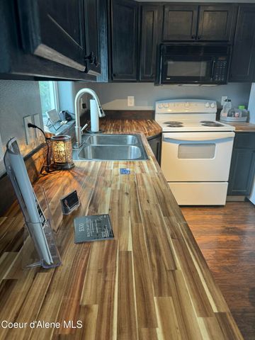 31720 N Barbara Ave, Spirit Lake, ID 83869