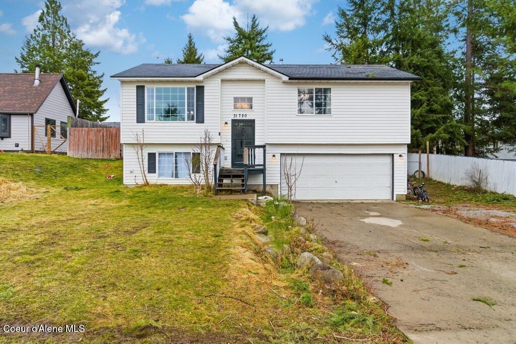 31720 N Barbara Ave, Spirit Lake, ID 83869