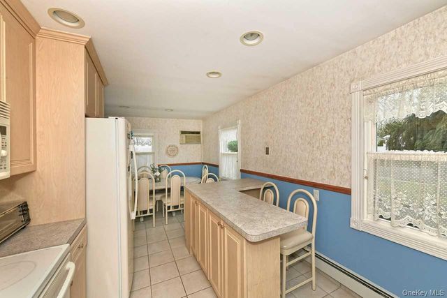 203 Saddle Lane, Levittown, NY 11756