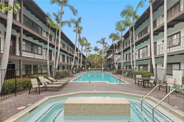 17200 Newhope Street 334, Fountain Valley, CA 92708