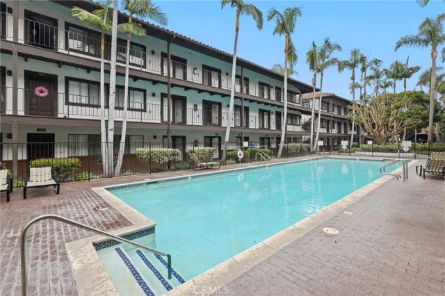 17200 Newhope Street 334, Fountain Valley, CA 92708