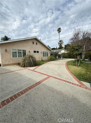 5329 Mecca Avenue, Tarzana (los Angeles), CA 91356