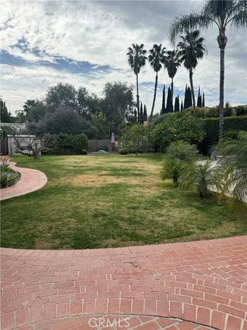 5329 Mecca Avenue, Tarzana (los Angeles), CA 91356