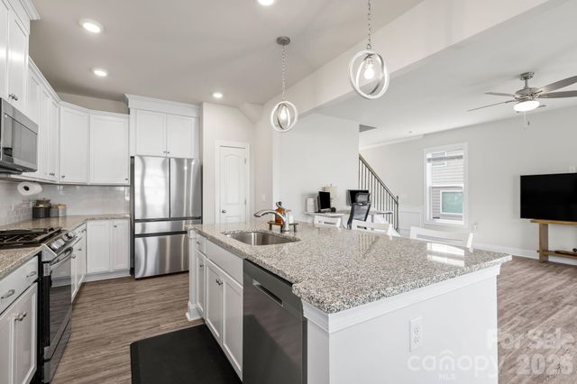 411 Hickory View Drive, Rock Hill, SC 29732