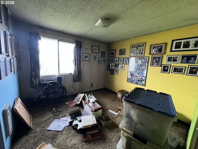 1917 Ne 226TH Ave, Fairview, OR 97024