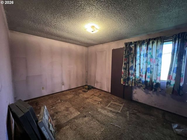 1917 Ne 226TH Ave, Fairview, OR 97024