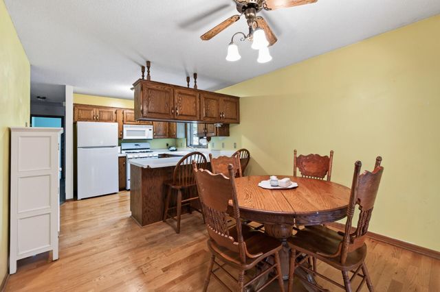 1810 Cedar Place, Buffalo, MN 55313
