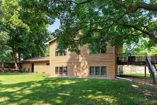 1810 Cedar Place, Buffalo, MN 55313