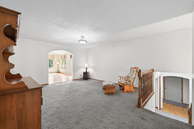 1810 Cedar Place, Buffalo, MN 55313