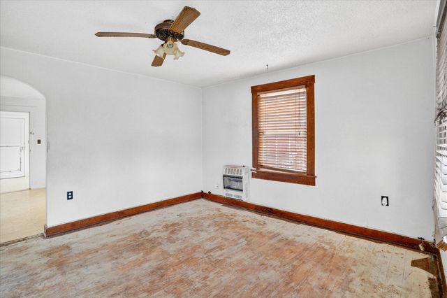 440 S White Oak Road, Marshfield, MO 65706