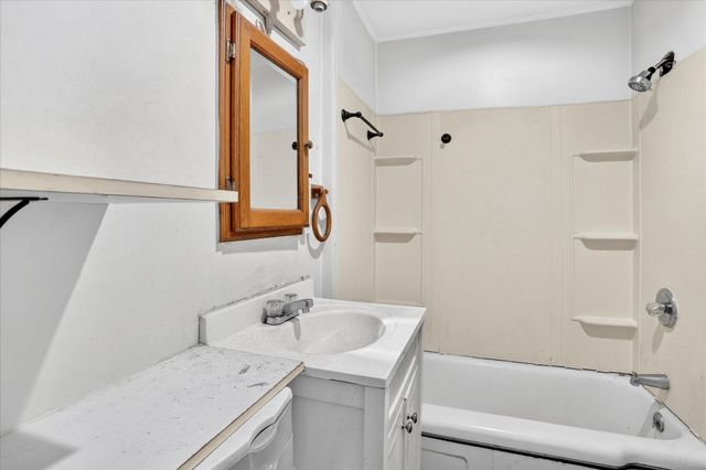 440 S White Oak Road, Marshfield, MO 65706