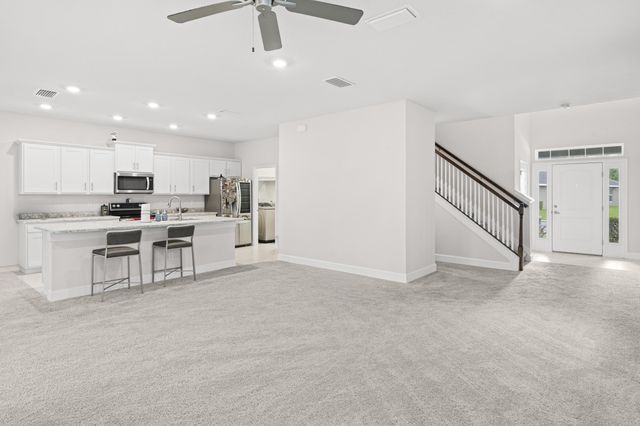 692 NE Turtleback Trail, Port St. Lucie, Port St Lucie, FL 34983