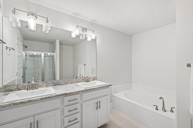 692 NE Turtleback Trail, Port St. Lucie, Port St Lucie, FL 34983