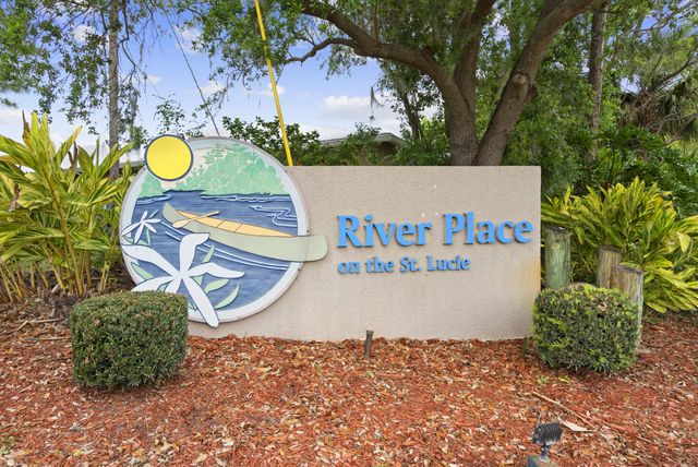692 NE Turtleback Trail, Port St. Lucie, Port St Lucie, FL 34983