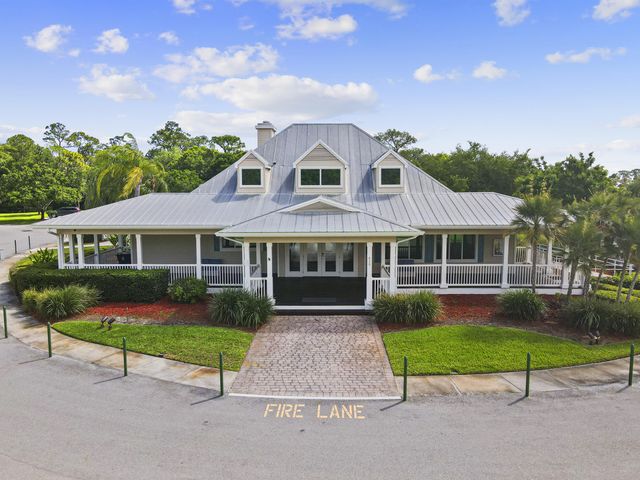 692 NE Turtleback Trail, Port St. Lucie, Port St Lucie, FL 34983