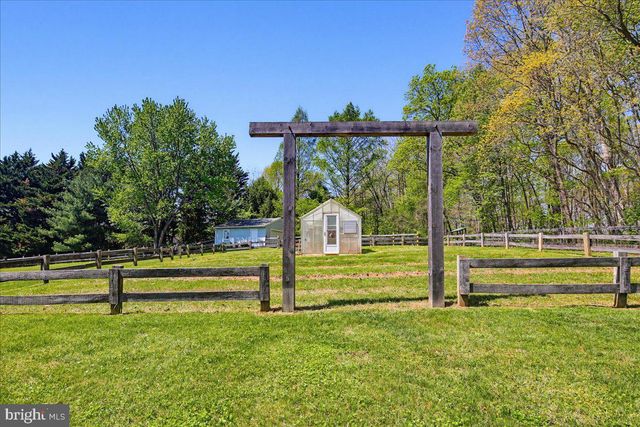 20128 GUNPOWDER RD, Millers, MD 21102