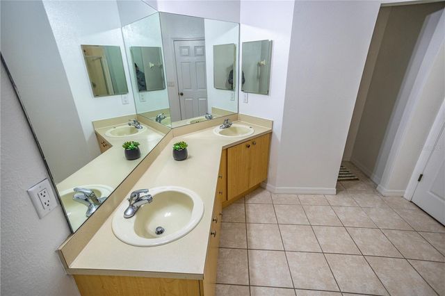 11447 CAPTIVA KAY DRIVE, Riverview, FL 33569