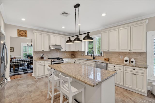 31 Horizon Farms Drive, Warwick, NY 10990