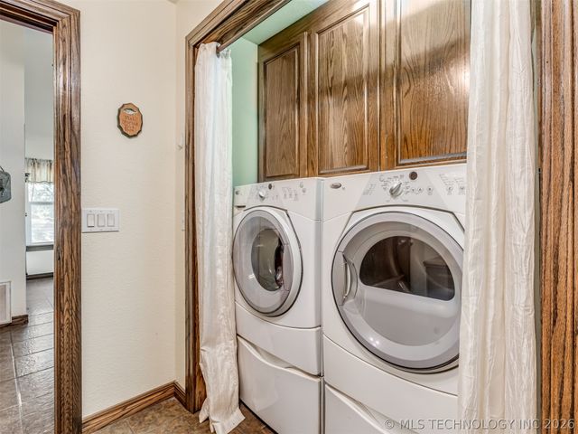 416627 Lakeside, Checotah, OK 74426