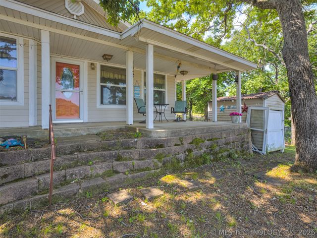 416627 Lakeside, Checotah, OK 74426