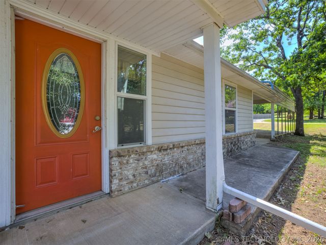 416627 Lakeside, Checotah, OK 74426