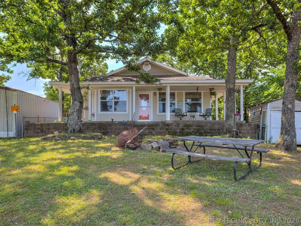 416627 Lakeside, Checotah, OK 74426